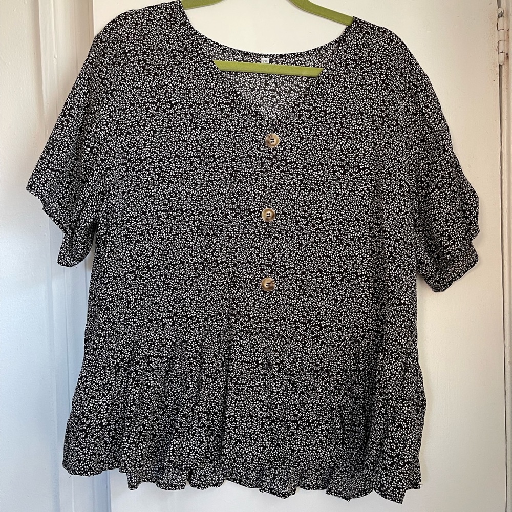 Floral Short Sleeve Top